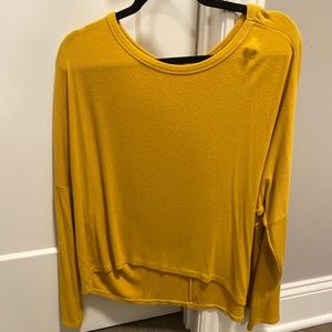 Brandy Melville Flowy Sweater